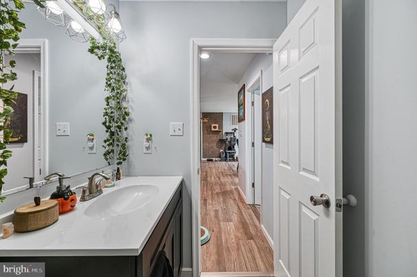 Bathroom, Interior, Recessed Lighting, Wood Texture Flooring