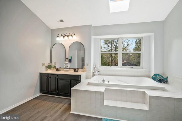 Bathroom, Dual Sink Vanities, Interior, Wood Texture Flooring