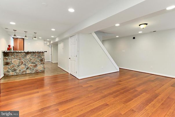 Empty room, Interior, Pendant Lights, Recessed Lighting, Stone Walls, Wood Texture Flooring
