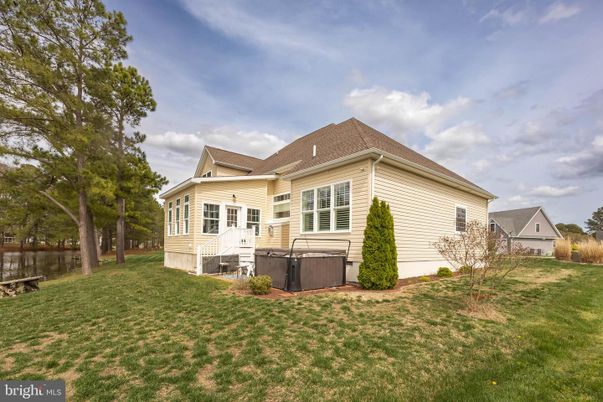 Backyard, Exterior, Hot Tub
