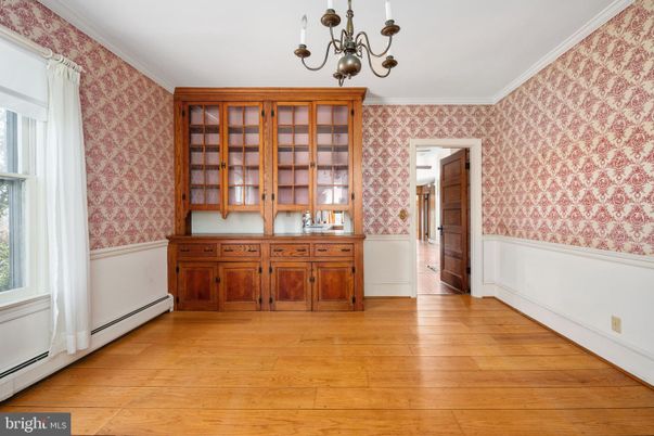 Chandelier, Interior, Wood Texture Flooring