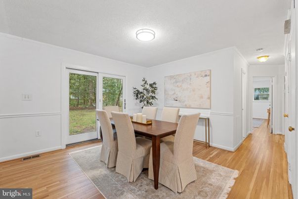 Dining room, Interior, Wood Texture Flooring