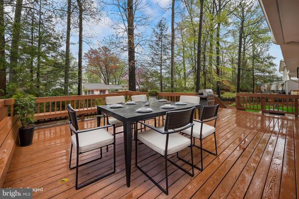 Exterior, Wood Texture Flooring