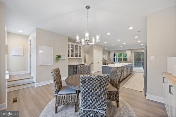 Dining room, Interior, Kitchen, Pendant Lights, Recessed Lighting, Wood Texture Flooring