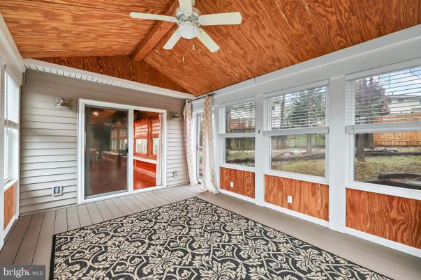 Interior, Sun Room, Wooden Ceilings, Wood Texture Flooring