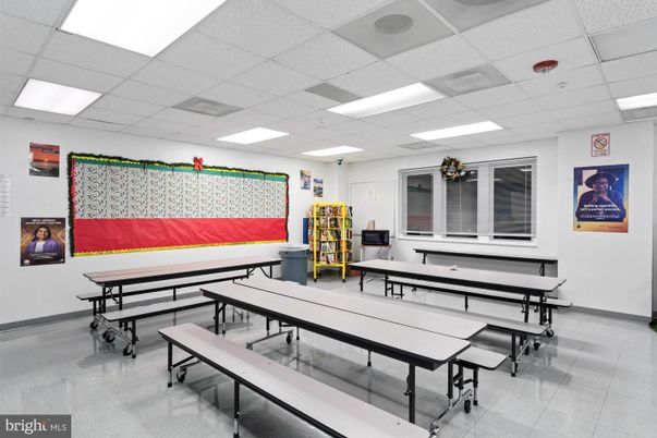 Game Room, Interior, Recessed Lighting