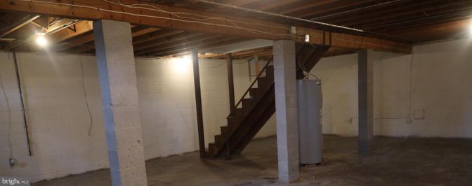 Interior, Wooden Beams