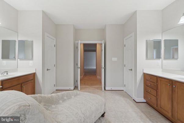 Bathroom, Bedroom, Interior
