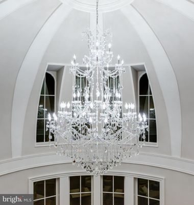 Chandelier, Interior