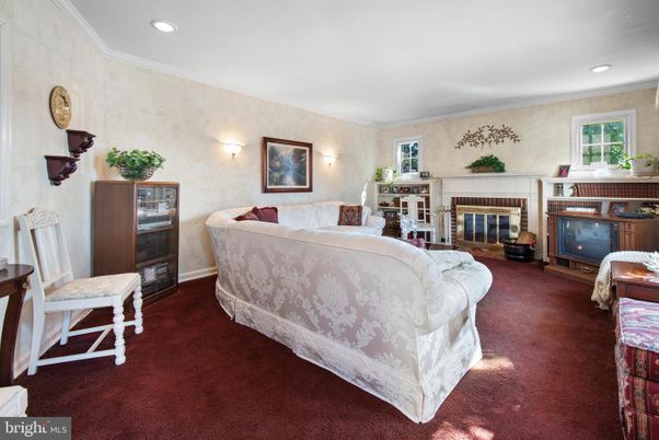 Bedroom, Fireplace, Interior, Living room, Recessed Lighting