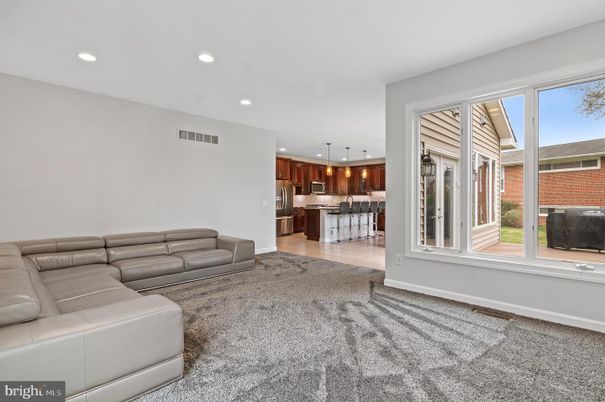 Interior, Kitchen, Living room, Pendant Lights, Recessed Lighting