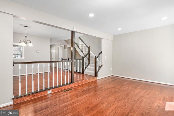 Empty room, Interior, Pendant Lights, Recessed Lighting, Wood Texture Flooring