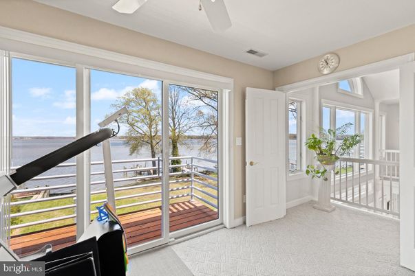 Interior, Water