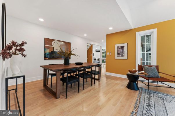 Dining room, Interior, Recessed Lighting, Wood Texture Flooring
