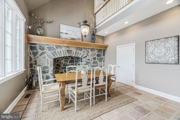 Dining room, Fireplace, Interior, Pendant Lights, Recessed Lighting