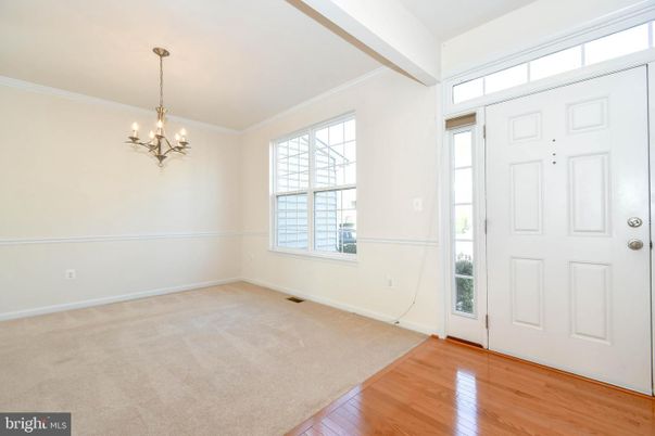 Chandelier, Empty room, Interior, Wood Texture Flooring