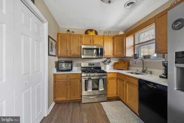 Interior, Kitchen, Stainless Steel Appliances, Wood Texture Flooring