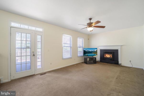 Empty room, Fireplace, Interior