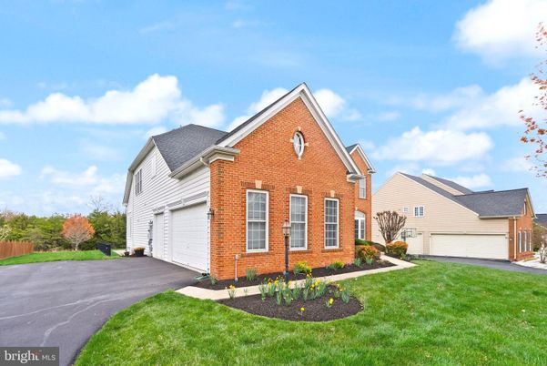 Attached, Exterior, Facade, Brick Facade, Brick Traditional