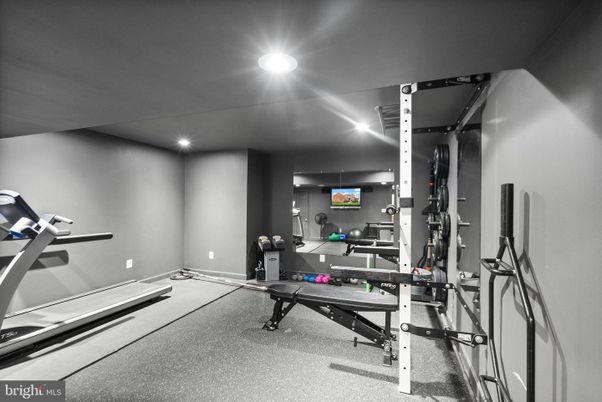 Fitness Equipment, Interior, Recessed Lighting