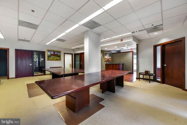 Game Room, Interior, Recessed Lighting