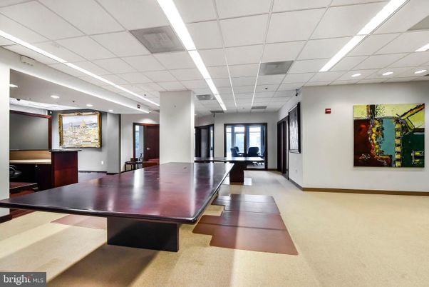 Game Room, Interior, Recessed Lighting