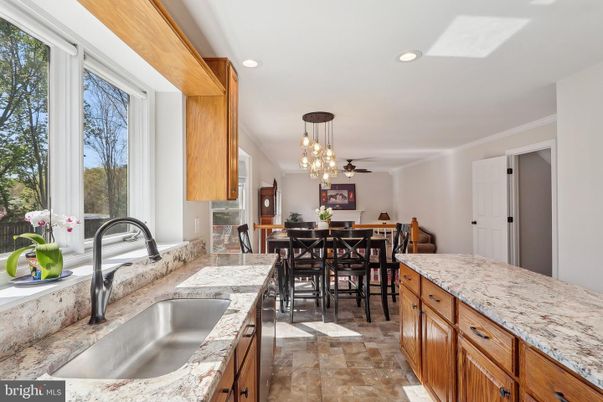Dining room, Interior, Kitchen, Pendant Lights, Recessed Lighting
