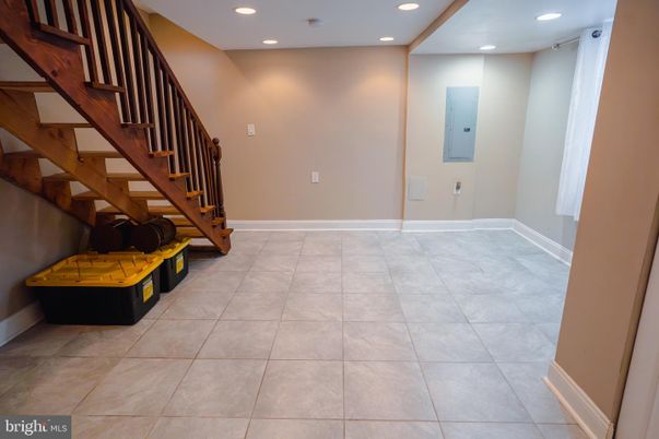 Interior, Recessed Lighting