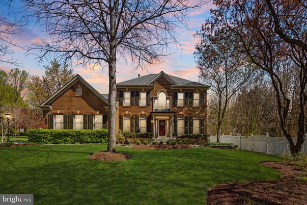 Backyard, Exterior, Facade, Brick Facade, Georgian