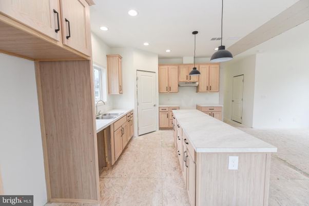 Interior, Kitchen, Pendant Lights, Recessed Lighting
