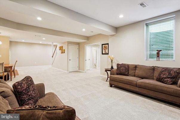 Dining room, Interior, Living room, Recessed Lighting