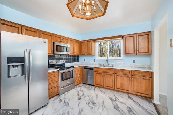 Interior, Kitchen, Marble, Stainless Steel Appliances