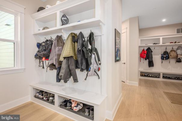 Interior, Recessed Lighting, Walk-in Closets, Wood Texture Flooring