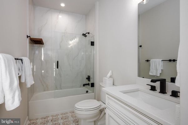 Bathroom, Interior, Marble Walls, Recessed Lighting