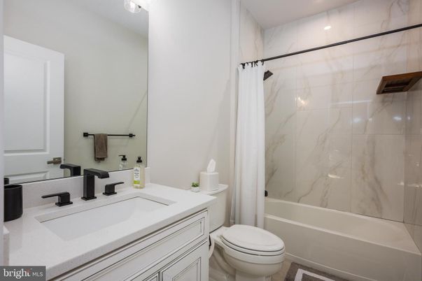 Bathroom, Interior, Marble Walls, Recessed Lighting