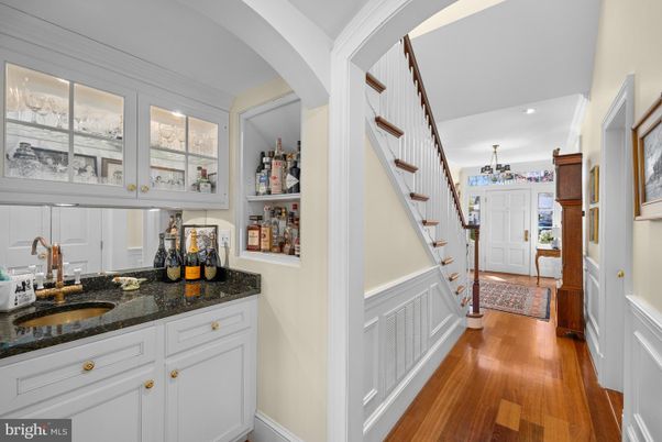 Chandelier, Interior, Recessed Lighting, Wood Texture Flooring