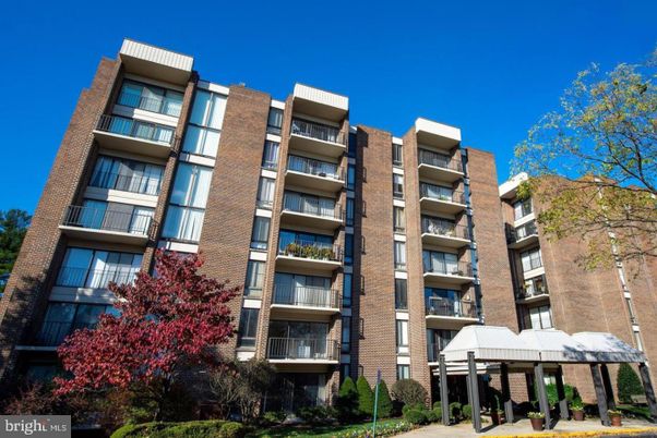 Exterior, Facade, Brick Facade, Condo Building