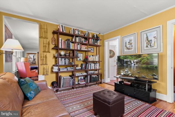 DE Listing image placeholder