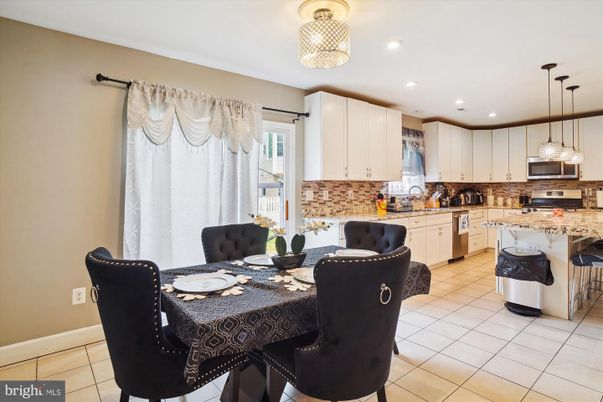 Dining room, Interior, Kitchen, Pendant Lights, Recessed Lighting