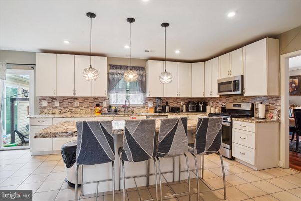 Interior, Kitchen, Pendant Lights, Recessed Lighting