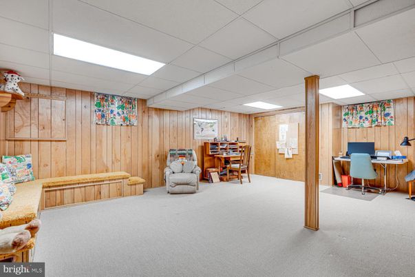 Home Office, Interior, Recessed Lighting, Wooden Walls