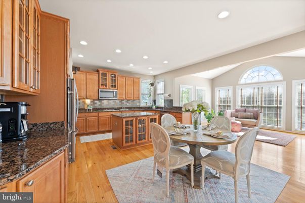 Dining room, Interior, Kitchen, Recessed Lighting, Wood Texture Flooring