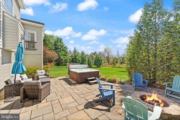 Exterior, Hot Tub