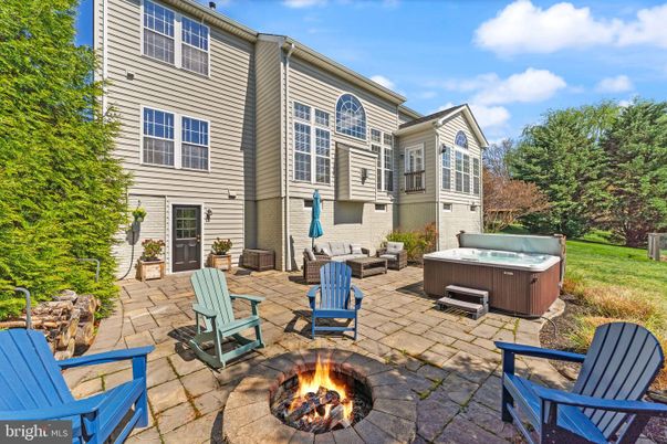 Exterior, Hot Tub