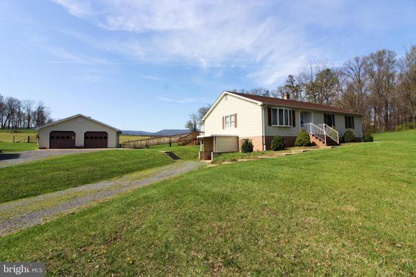 Backyard, Detached Garage, Exterior