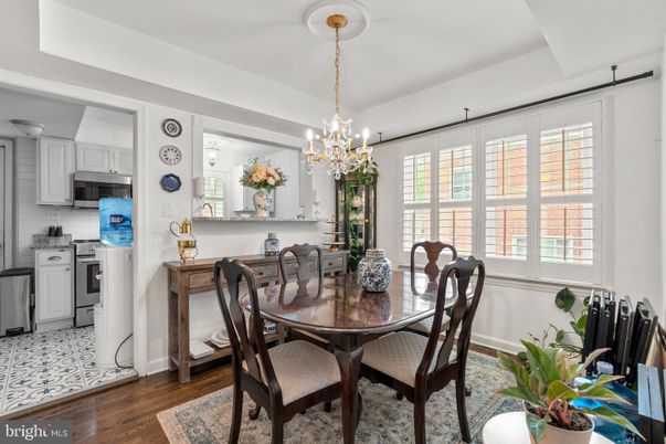 Chandelier, Dining room, Interior, Kitchen, Wood Texture Flooring