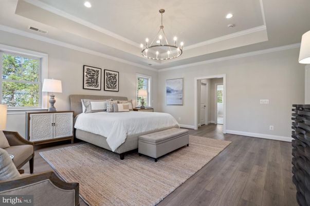 Bedroom, Chandelier, Interior, Pendant Lights, Recessed Lighting, Wood Texture Flooring