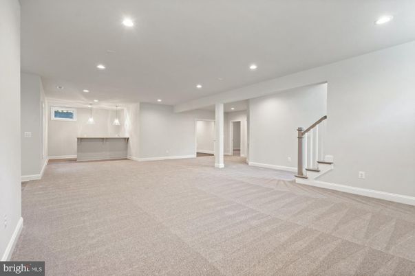Empty room, Interior, Recessed Lighting