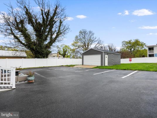 Backyard, Detached Garage, Exterior