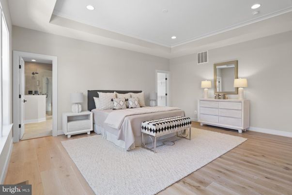 Bathroom, Bedroom, Interior, Recessed Lighting, Wood Texture Flooring
